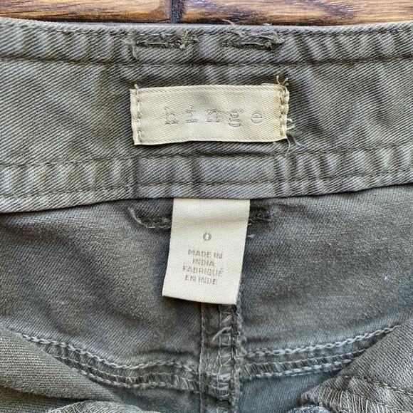 HINGE Army Green Shorts💚 - Picture 3 of 5